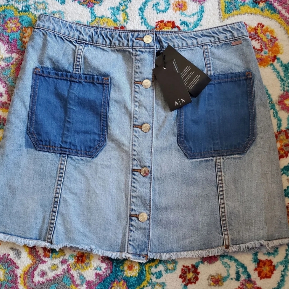 NWT ARMANI EXCHANGE DENIM SKIRT SIZE 8